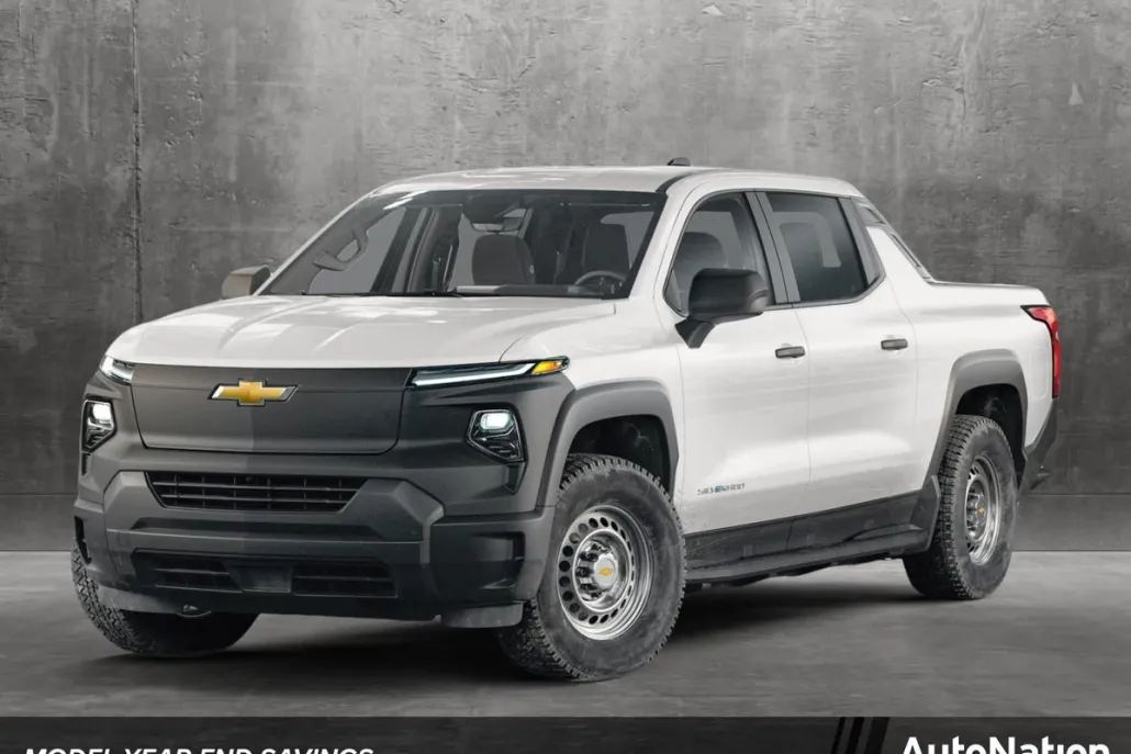 2024 Chevrolet Silverado EV RST photo 1