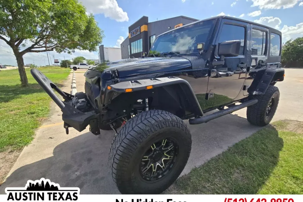 2015 Jeep Wrangler Unlimited Rubicon Hard Rock photo 1