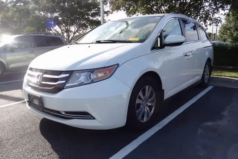 2014 Honda Odyssey photo 1