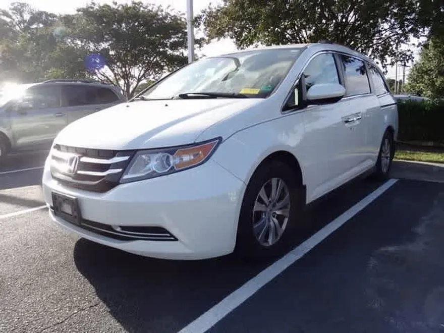 2014 Honda Odyssey photo 1