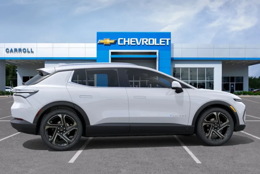 2026 Chevrolet Equinox EV 1LT photo 1