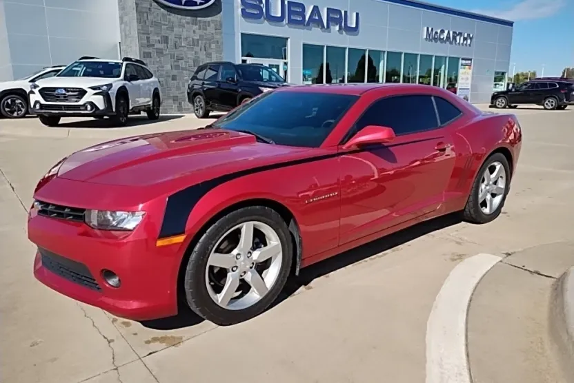 2015 Chevrolet Camaro 2LT photo 1