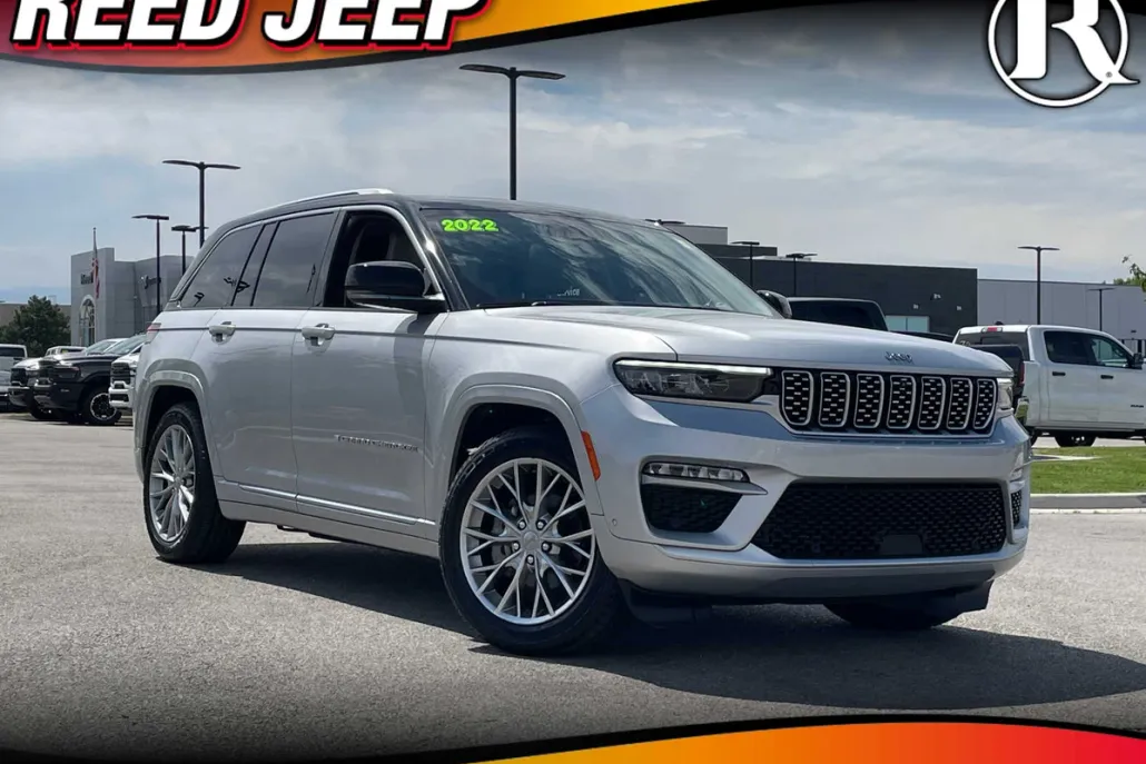 2022 Jeep Grand Cherokee Summit photo 1