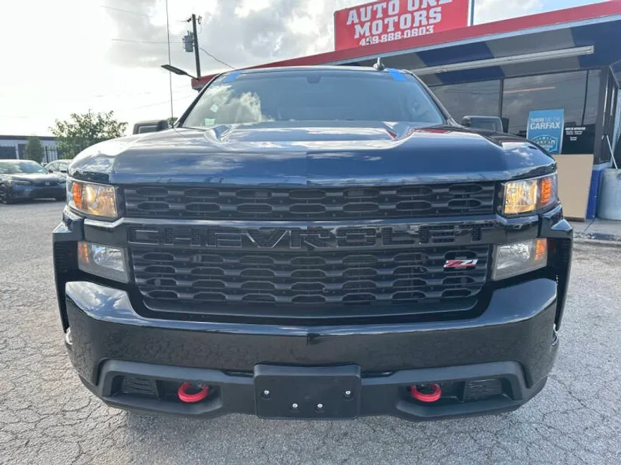 2019 Chevrolet Silverado 1500 Custom photo 1