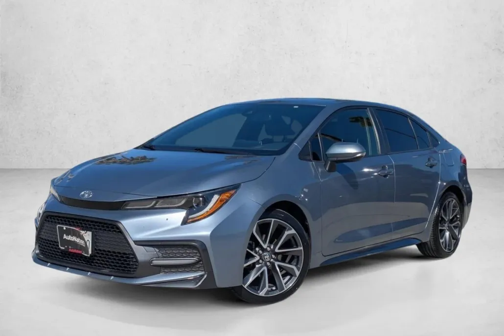 2021 Toyota Corolla SE photo 1