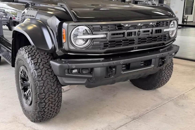 2025 Ford Bronco Raptor photo 1