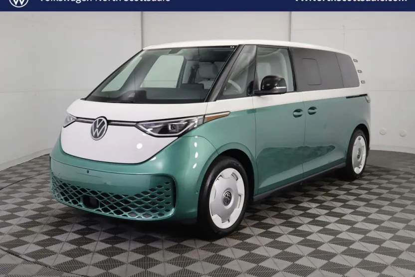 2025 Volkswagen ID. Buzz photo 1