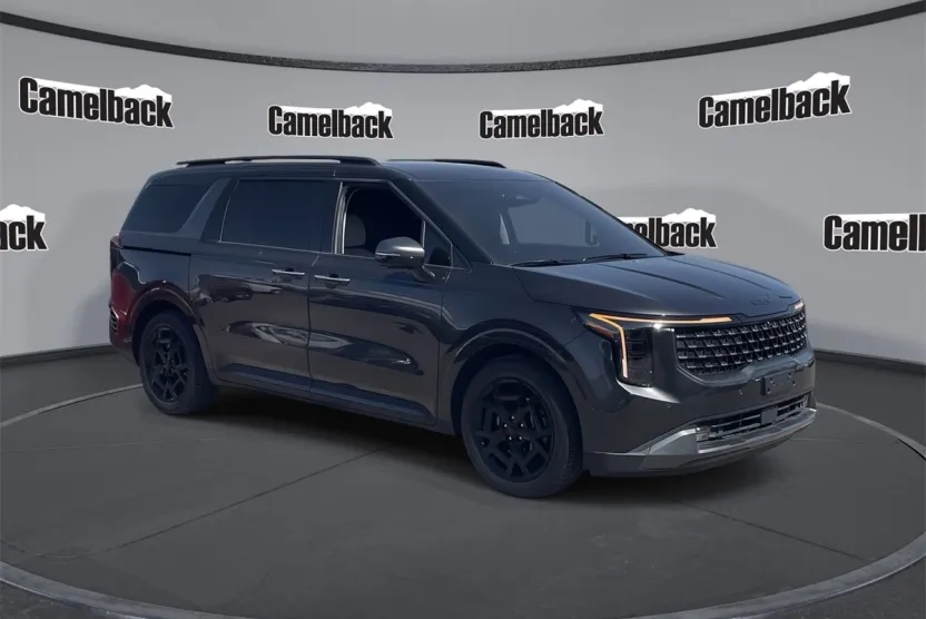 2025 Kia Carnival SX Prestige photo 1