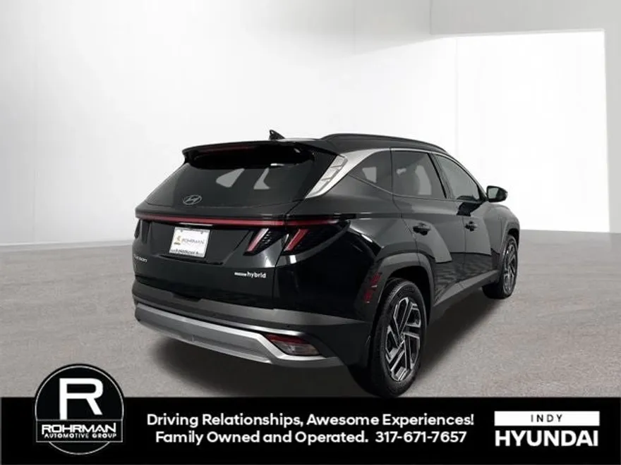 2025 Hyundai Tucson Hybrid Limited photo 1