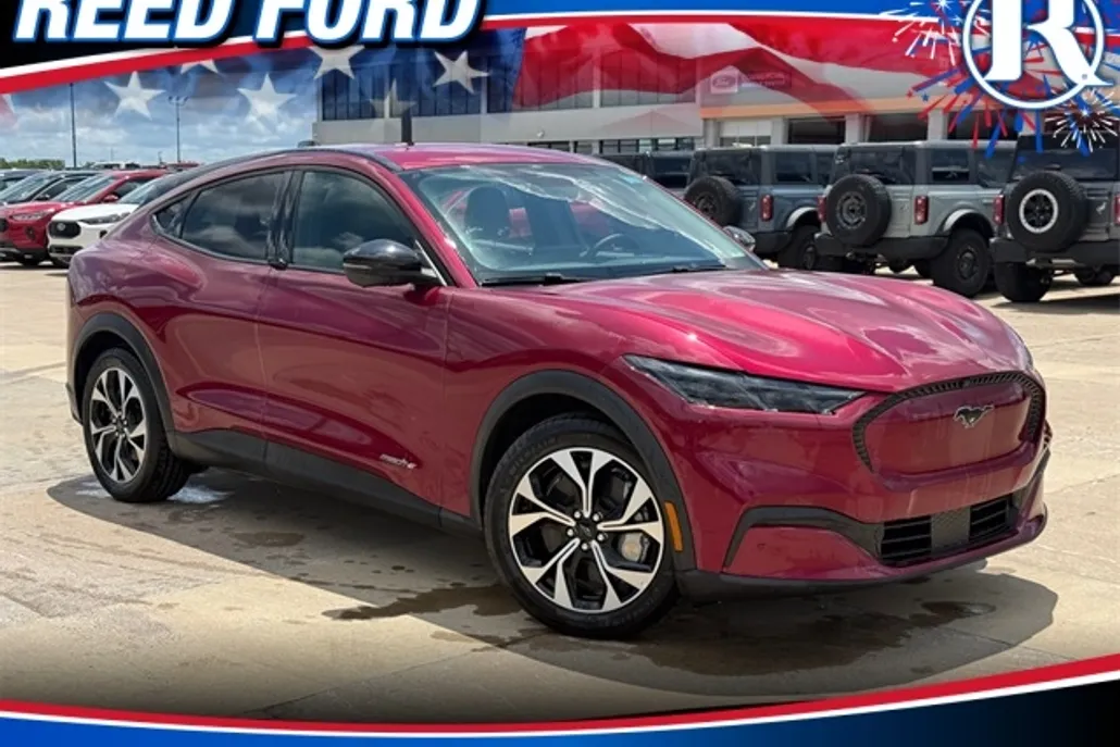 2025 Ford Mustang Mach-E Select photo 1
