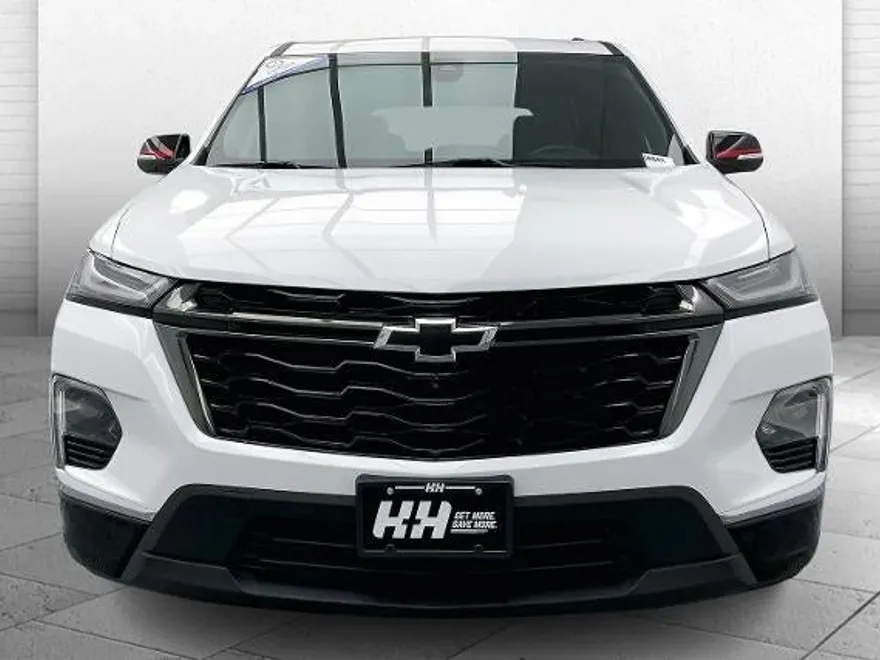 2023 Chevrolet Traverse Premier photo 1