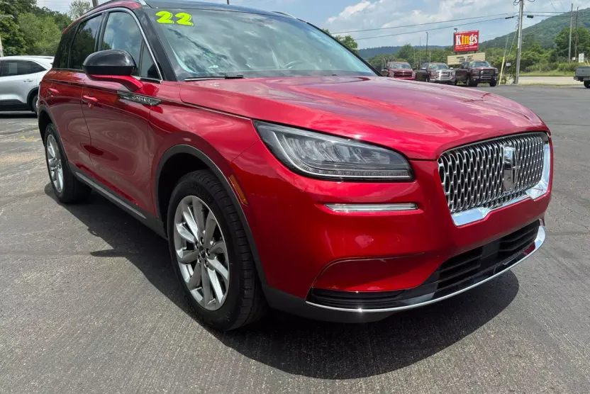 2022 Lincoln Corsair Standard photo 1