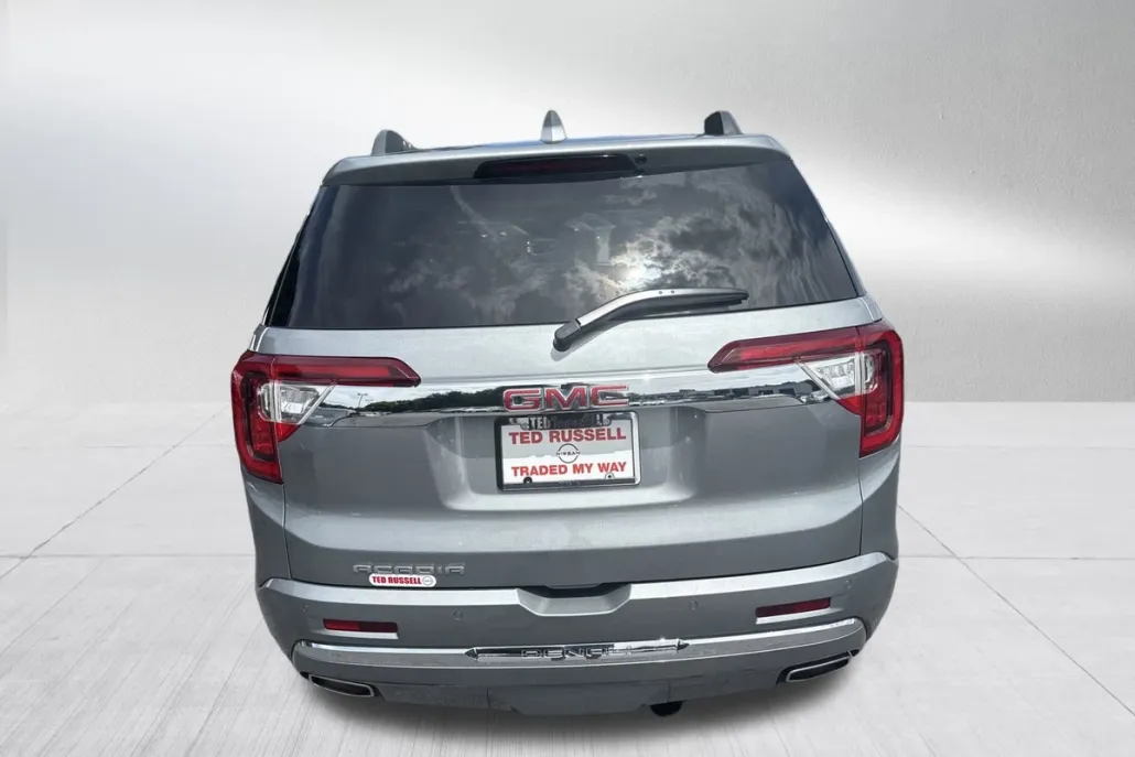 2023 Gmc Acadia Denali photo 1