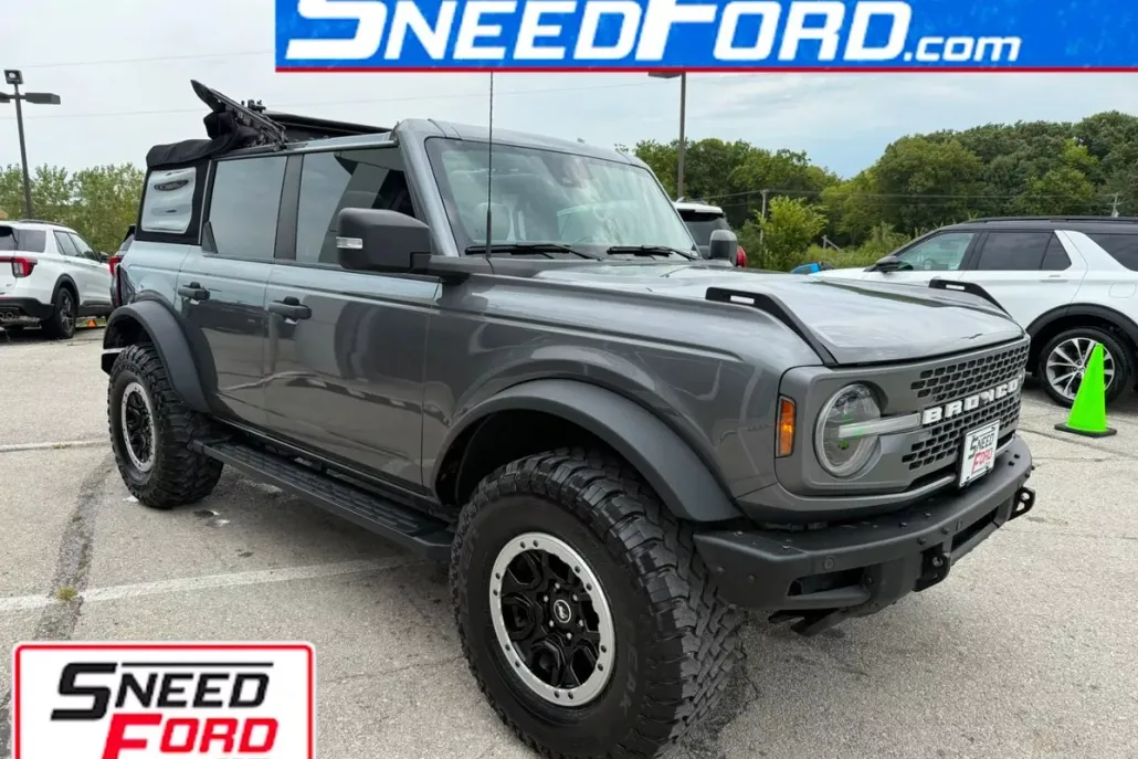 2021 Ford Bronco Badlands photo 1