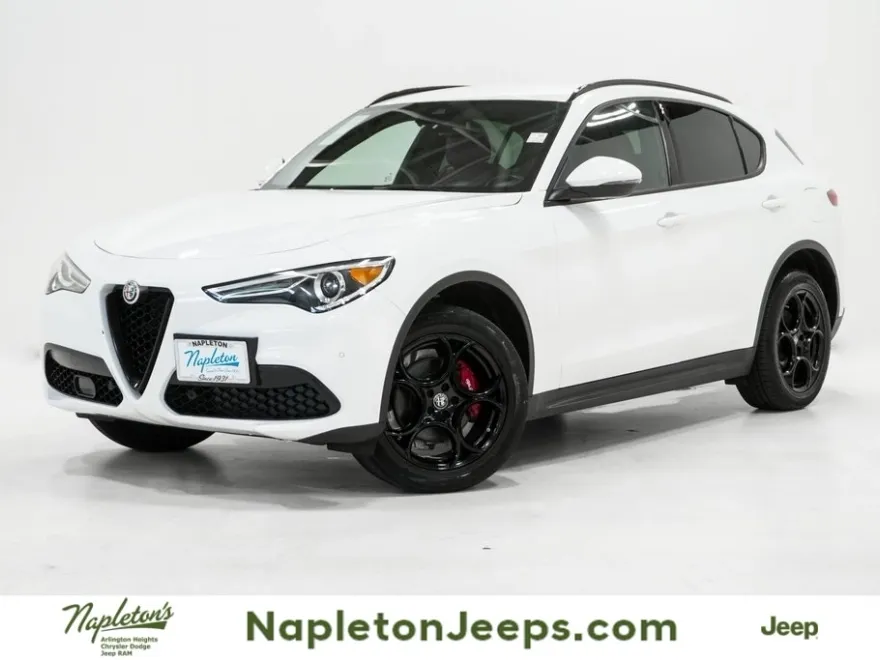 2022 Alfa Romeo Stelvio Sprint photo 1