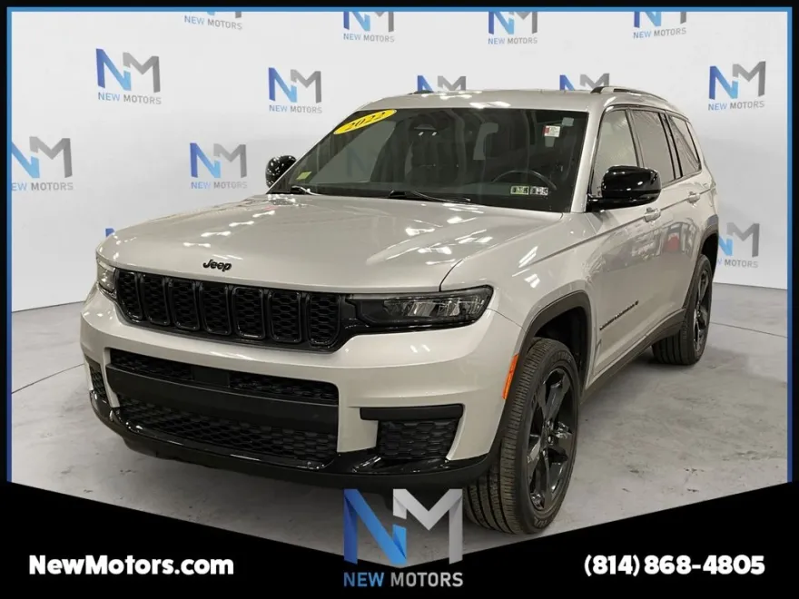 2022 Jeep Grand Cherokee Altitude photo 1