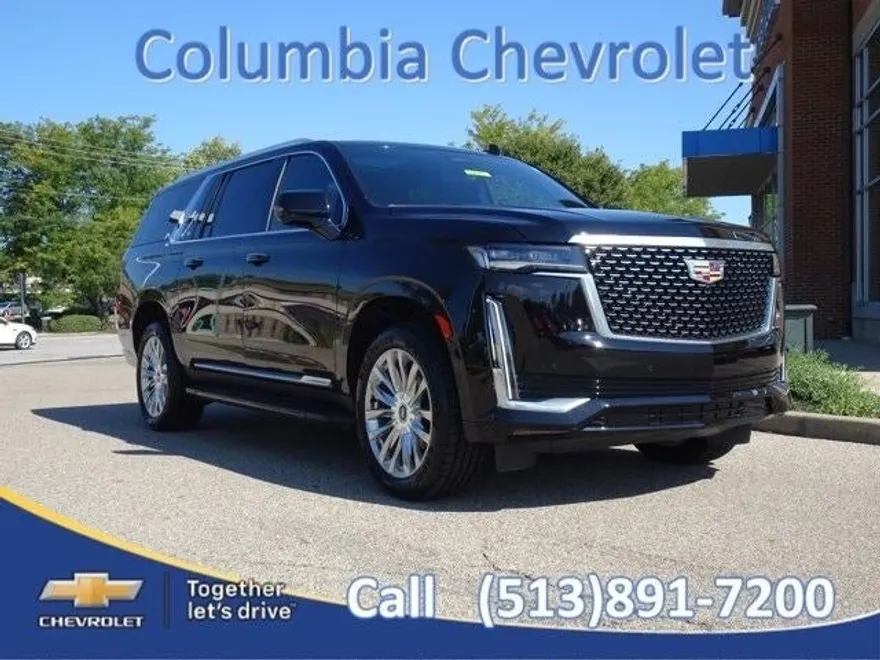 2023 Cadillac Escalade ESV Premium Luxury photo 1