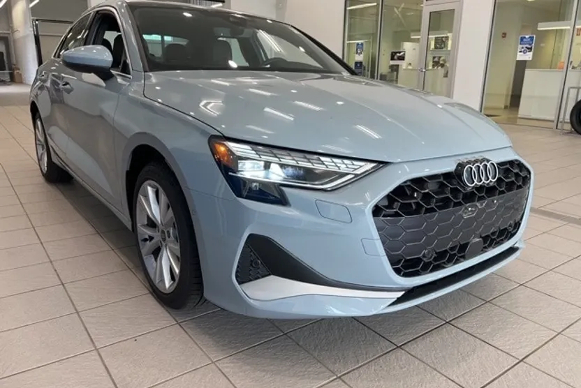 2025 Audi A3 2.0T Premium photo 1