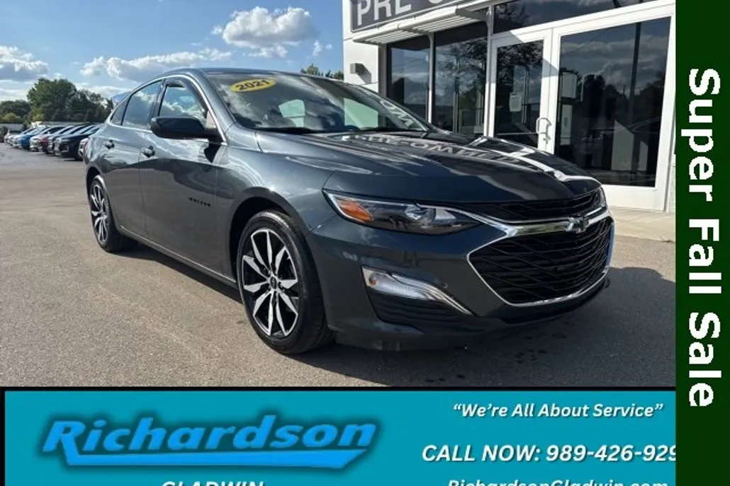 2021 Chevrolet Malibu RS photo 1