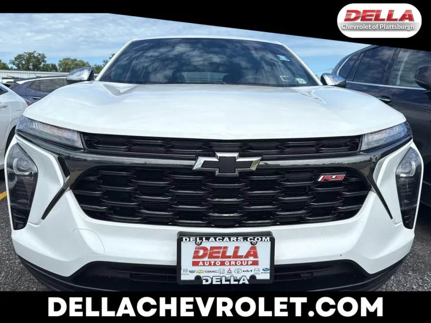 2024 Chevrolet Trax photo 1