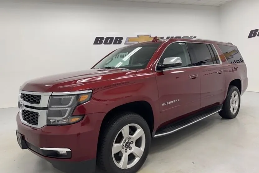 2017 Chevrolet Suburban Premier photo 1