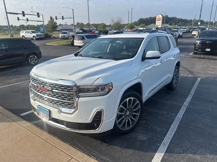 2022 Gmc Acadia Denali photo 1
