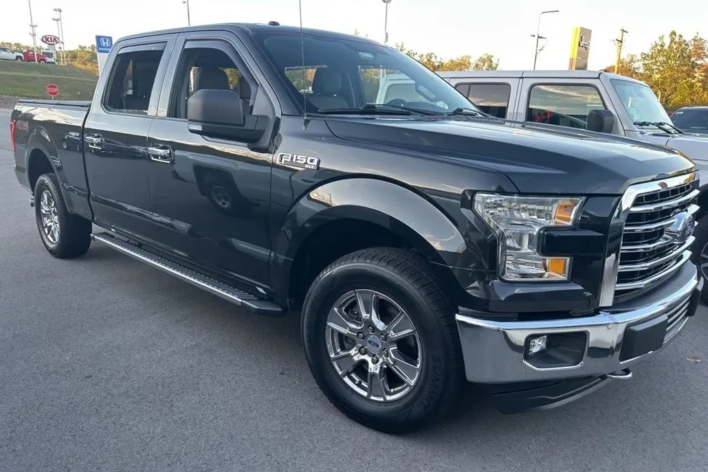 2015 Ford F-150 XLT photo 1