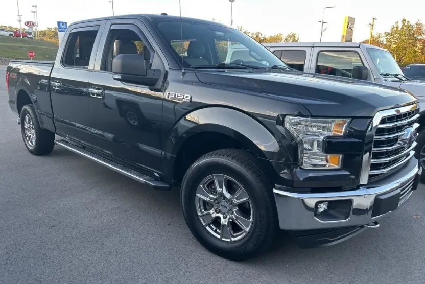 2015 Ford F-150 XLT photo 1
