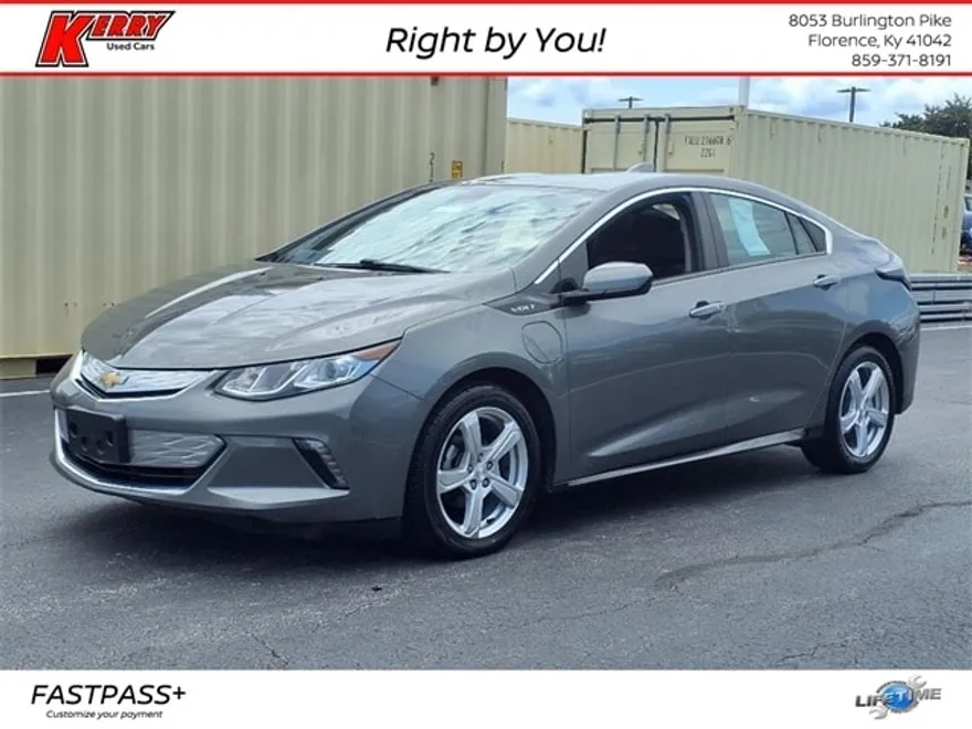 2017 Chevrolet Volt LT photo 1