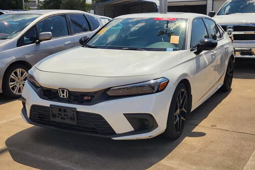 2022 Honda Civic Si photo 1