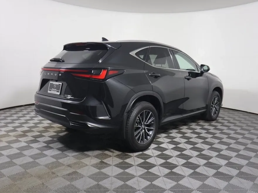 2023 Lexus NX 350 Premium photo 1