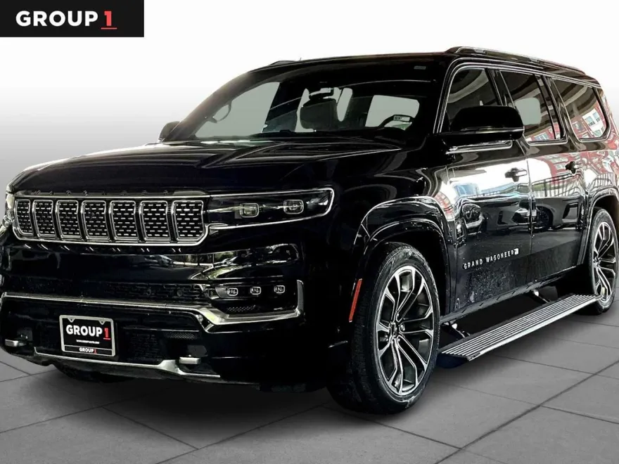 2024 Jeep Grand Wagoneer L III photo 1