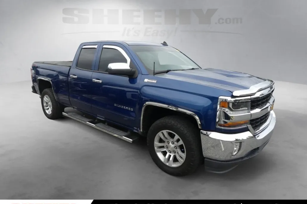 2017 Chevrolet Silverado 1500 LT1 photo 1