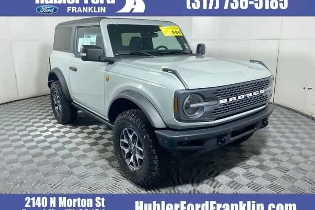 2024 Ford Bronco Badlands photo 1