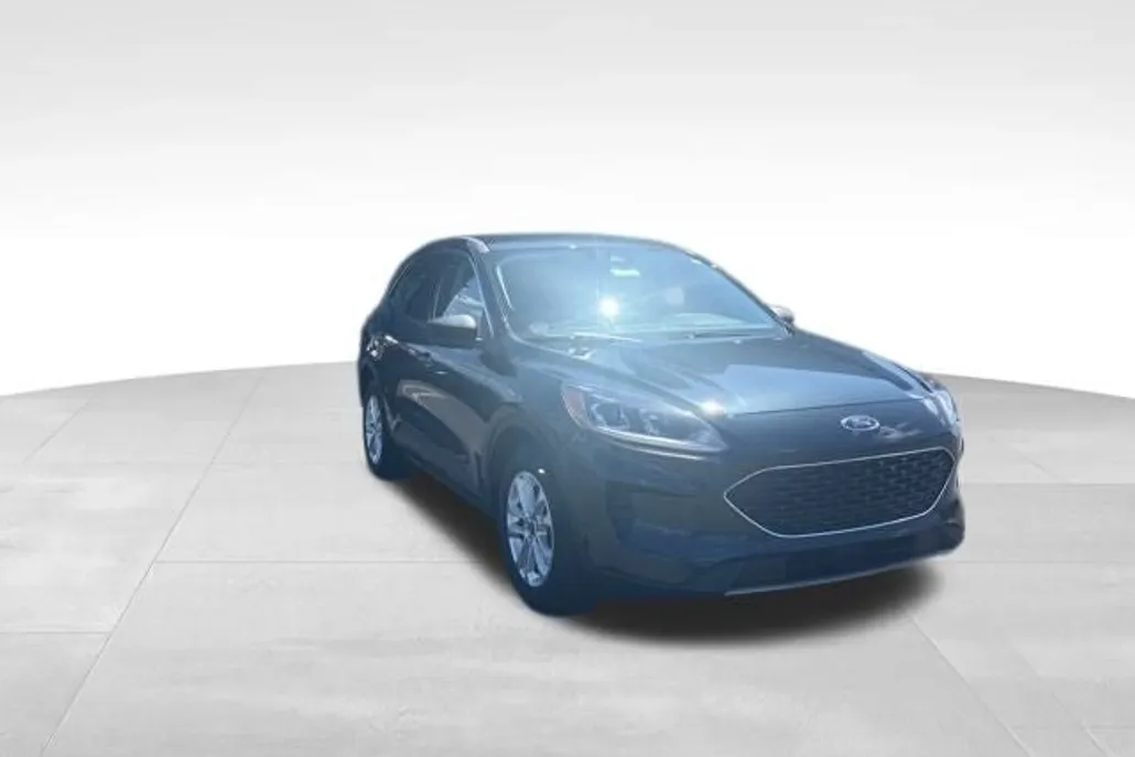 2022 Ford Escape SE photo 1