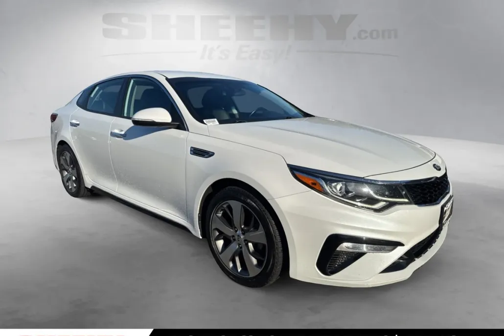 2020 Kia Optima S photo 1