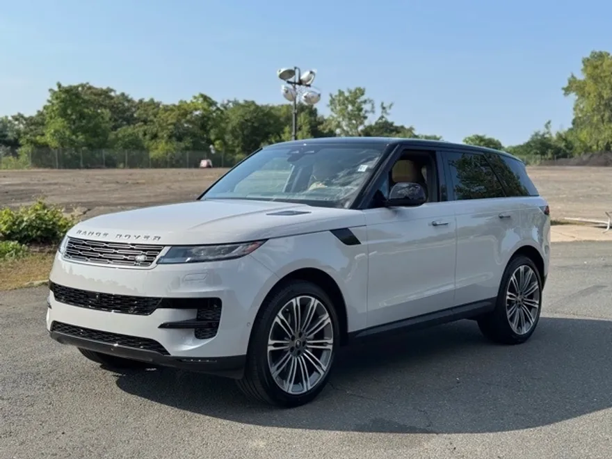 2025 Land Rover Range Rover Sport SE photo 1