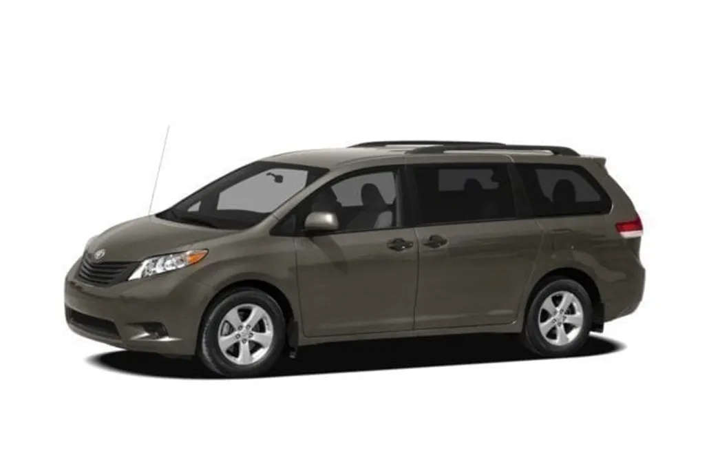 2012 Toyota Sienna Limited photo 1