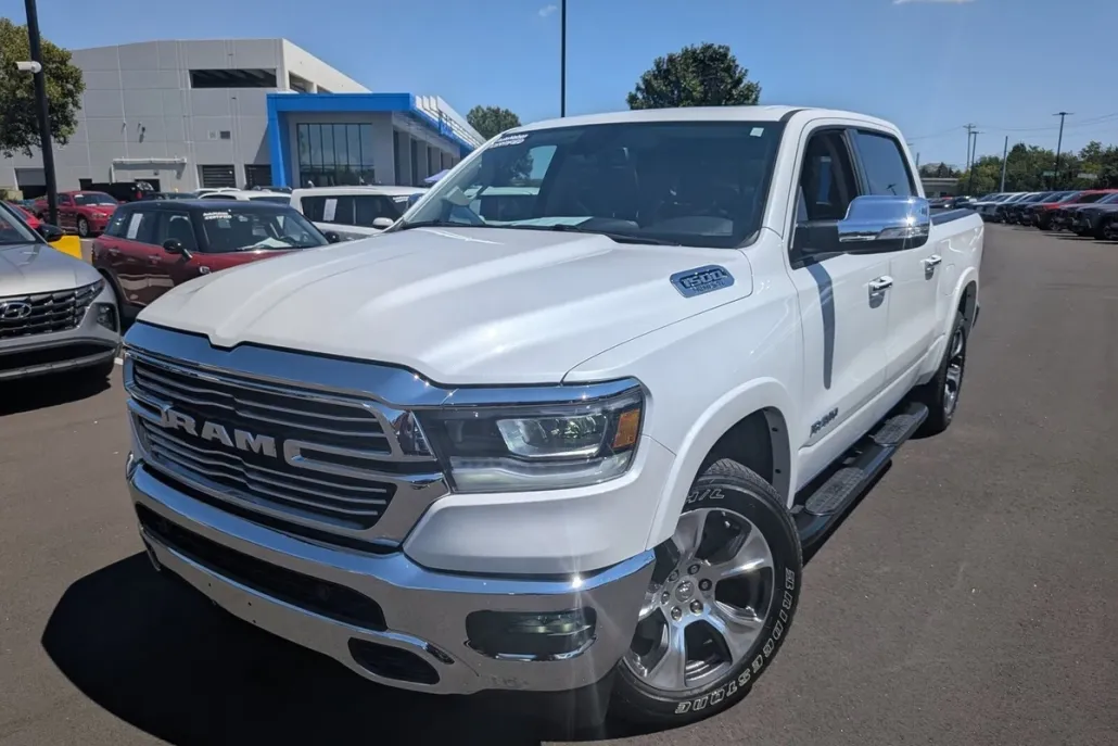 2020 Ram 1500 Laramie photo 1