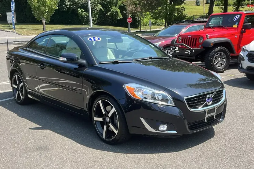 2012 Volvo C70 T5 photo 1