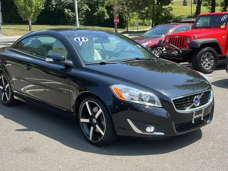 2012 Volvo C70 T5 photo 1