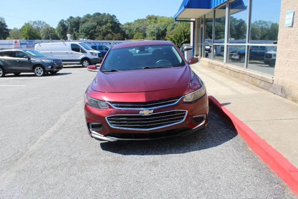 2016 Chevrolet Malibu 1LT photo 1