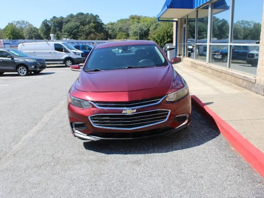 2016 Chevrolet Malibu 1LT photo 1