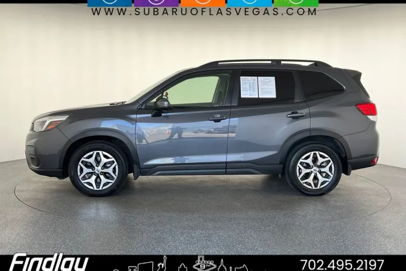 2021 Subaru Forester Premium photo 1
