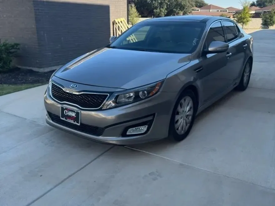 2015 Kia Optima EX photo 1