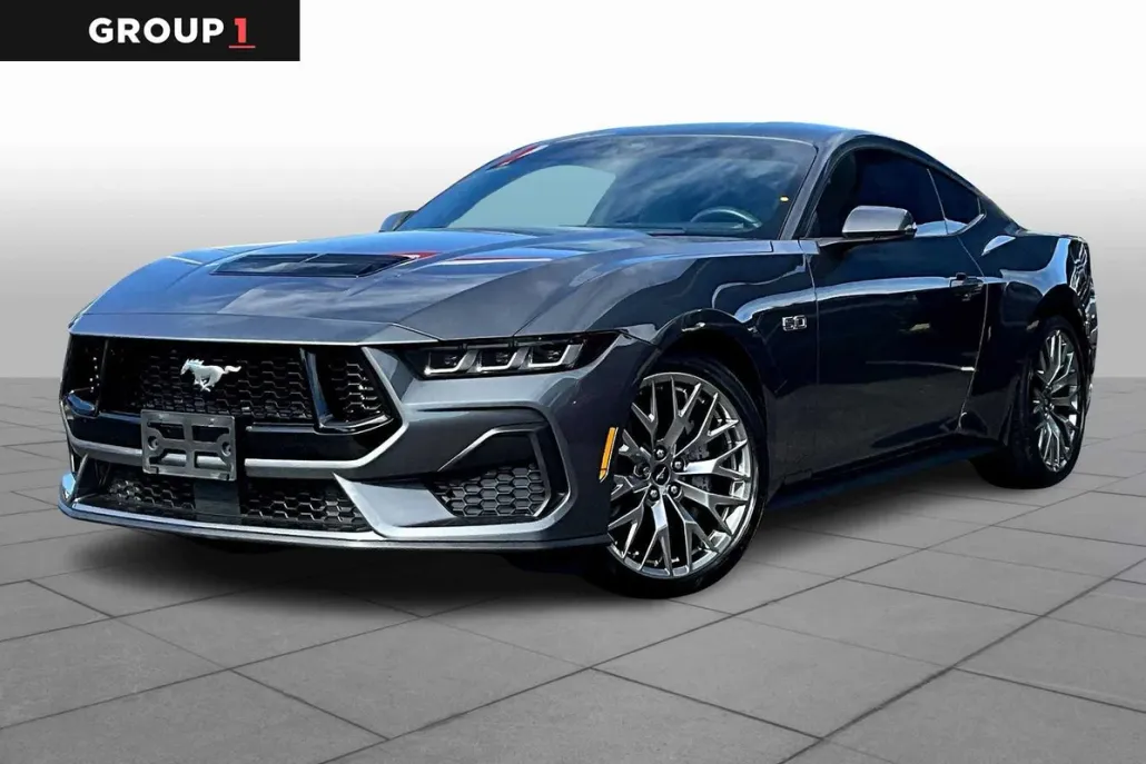 2025 Ford Mustang GT Premium photo 1