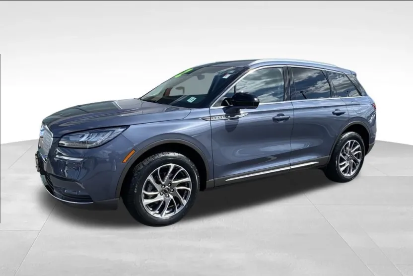 2022 Lincoln Corsair Standard photo 1