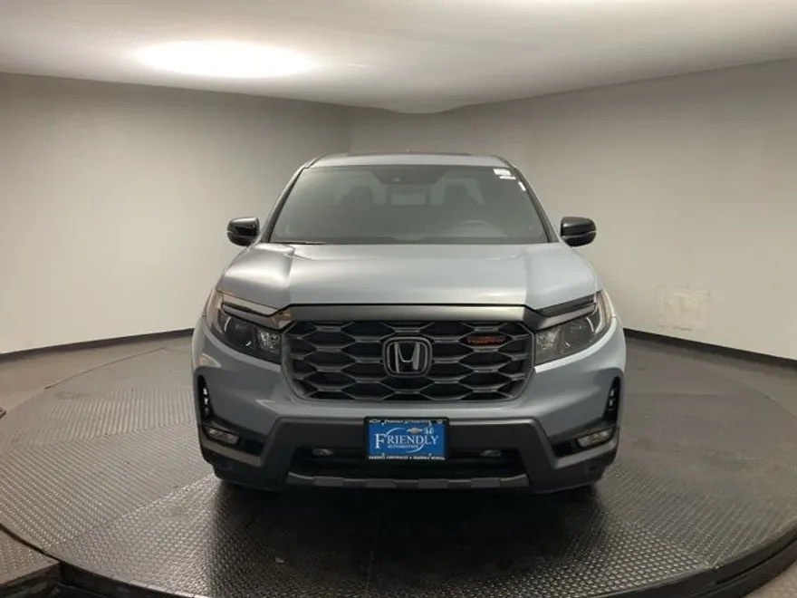 2025 Honda Ridgeline TrailSport photo 1