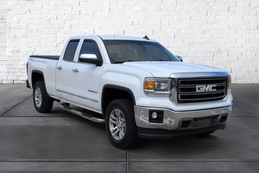 2015 Gmc Sierra 1500 SLT photo 1