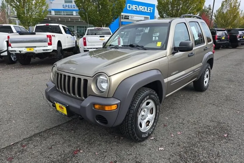 2004 Jeep Liberty Sport photo 1